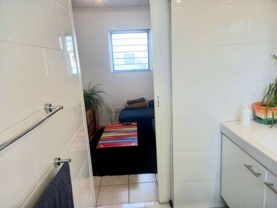 2 Bedroom Property for Sale in Maitland Western Cape